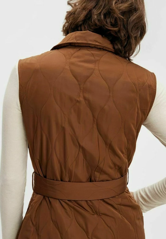 YASLAYA - Veste Sans Manches - Pinecone 5 YASLAYA - Veste Sans Manches - Pinecone – Image 5