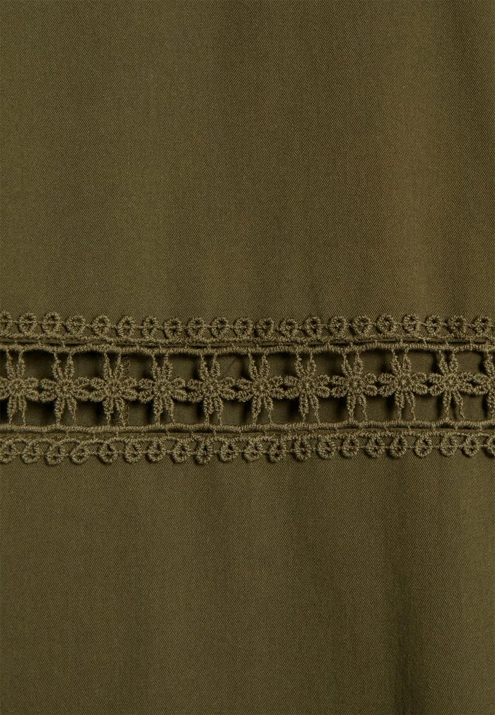 YAS Robe De Jour - Olive Night 3 YAS Robe De Jour - Olive Night – Image 3