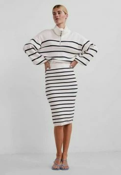 YASDELI - Jupe Crayon - Star White 9 YASDELI - Jupe Crayon - Star White -YAS Soldes Boutique 046e6b8e62a84f738bb58536cb04b86d