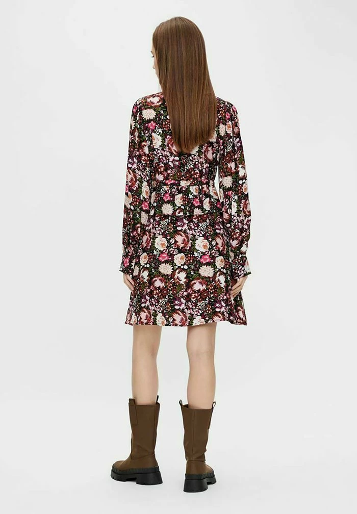 YAS FRILLY - Robe Chemise - Night Sky 3 YAS FRILLY - Robe Chemise - Night Sky – Image 3