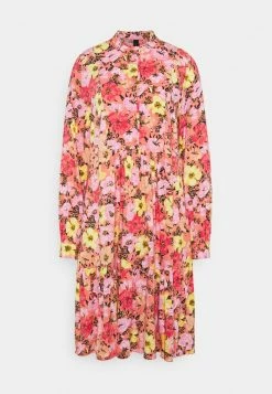 YASCAMELIA DRESS - Robe Chemise - Crabapple/camelia