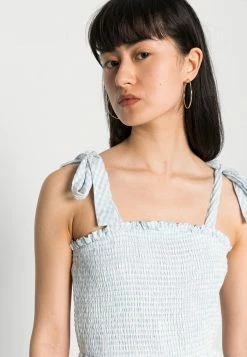 YASRUBY DRESS - Robe Longue - Skyway Star White -YAS Soldes Boutique 0e0e39a6b827445997f01f6f8fc56f4f