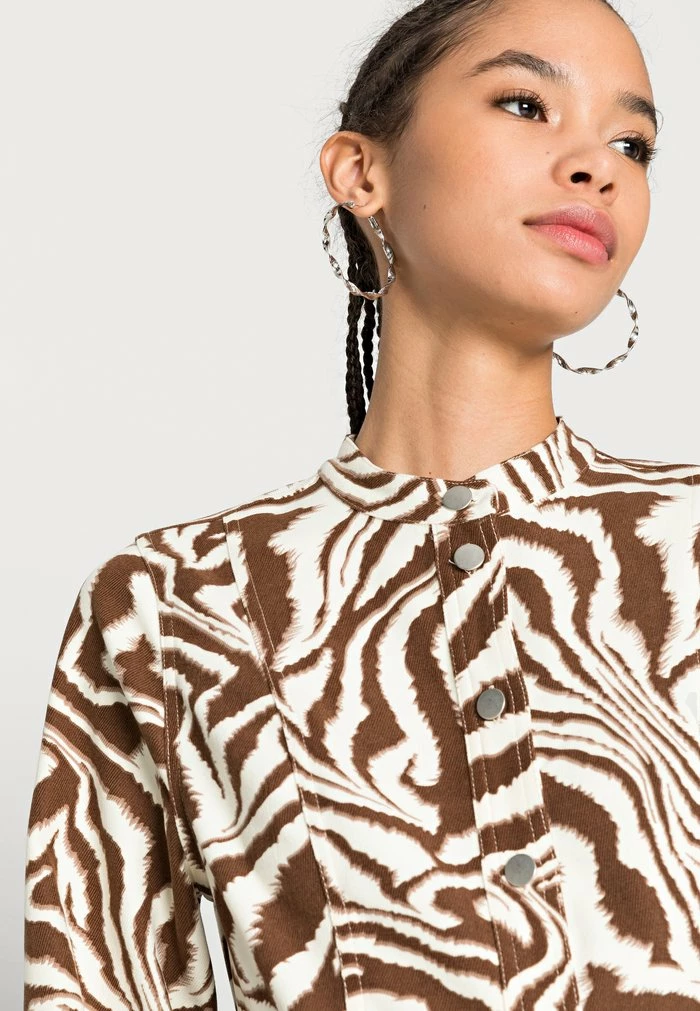 YASLONDON DRESS - Robe De Jour - London 5 YASLONDON DRESS - Robe De Jour - London – Image 5