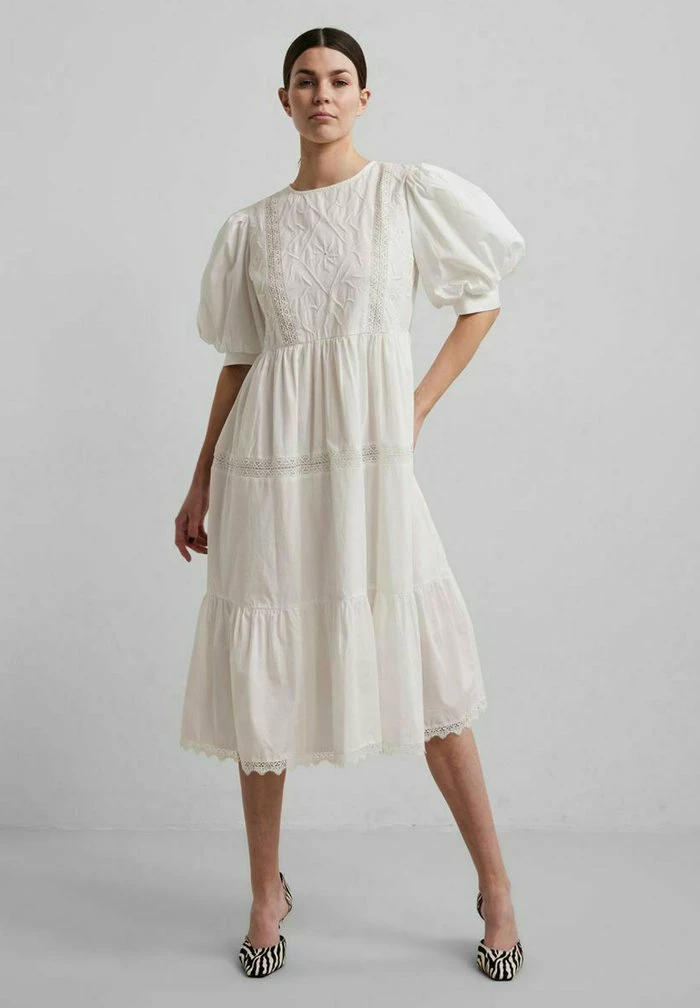 YAS VIBSA - Robe De Jour - Star White 1 YAS VIBSA - Robe De Jour - Star White