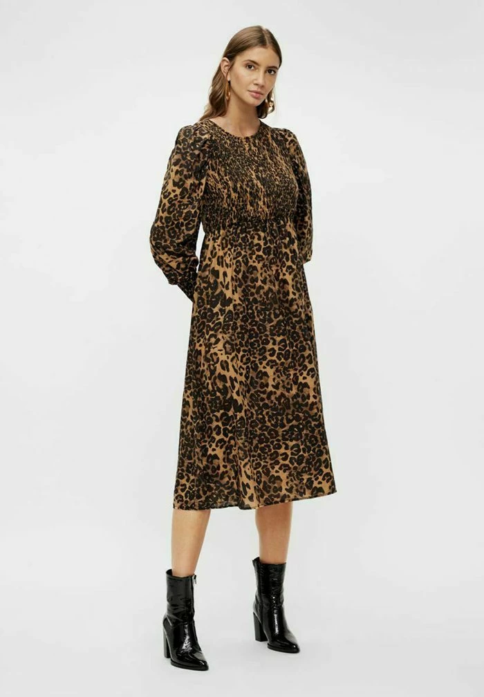 YAS Robe De Jour - Black 2 YAS Robe De Jour - Black – Image 2