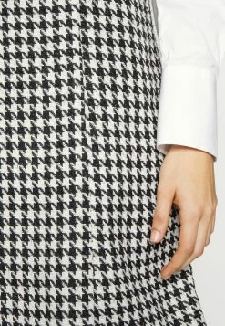 YASJULIETTE DRESS - Robe De Jour - Black/white -YAS Soldes Boutique 1277bdc506b84c2b9f4539c0c1b0bf1e