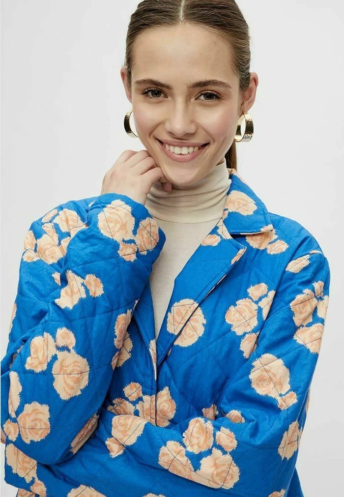 YASDISTURBA - Veste D'hiver - Victoria Blue 4 YASDISTURBA - Veste D'hiver - Victoria Blue – Image 4