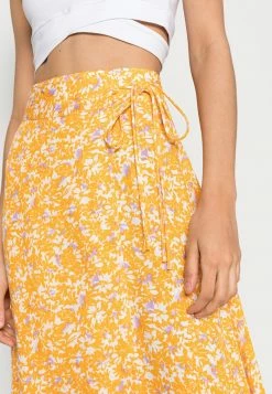 YASDOMILLA LONG WRAP SKIRT - Jupe Crayon - Radiant Yellow Domilla -YAS Soldes Boutique 17a12b8d1832489584f819115c5911a7