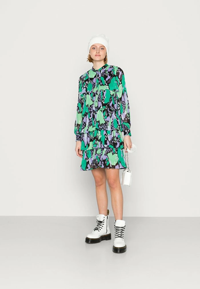 YASBASTI DRESS - Robe De Jour - Green 2 YASBASTI DRESS - Robe De Jour - Green – Image 2