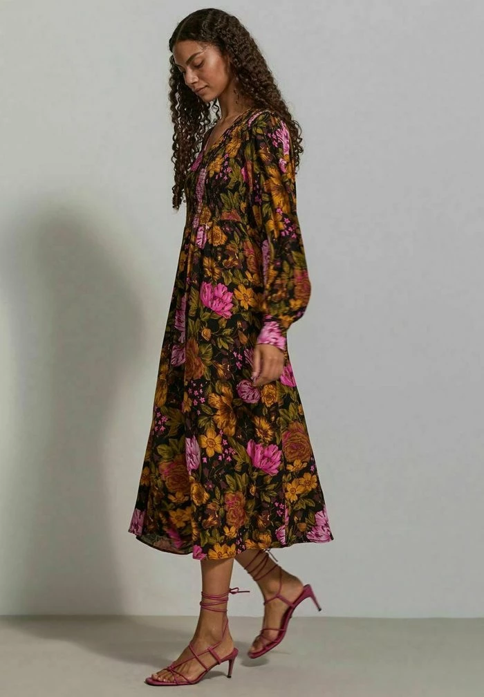 YAS Robe De Jour - Black 2 YAS Robe De Jour - Black – Image 2