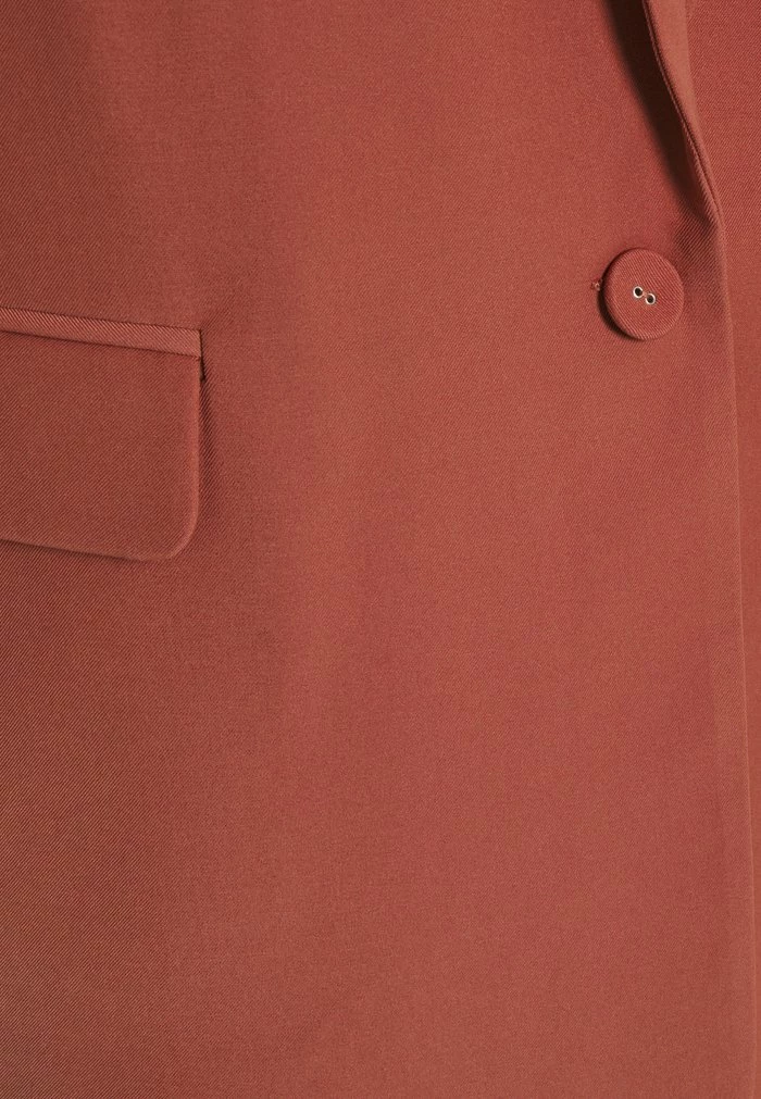 YASULLO - Manteau Court - Dusty Cedar 3 YASULLO - Manteau Court - Dusty Cedar – Image 3