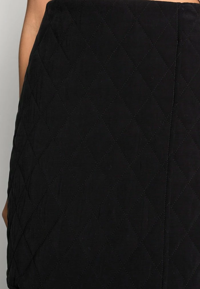 YASDORALI QUILTED SKIRT - Jupe Portefeuille - Black 5 YASDORALI QUILTED SKIRT - Jupe Portefeuille - Black – Image 5