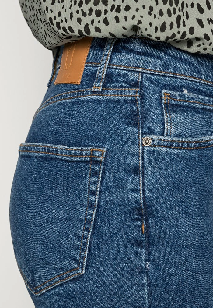 YAS ZEO GIRLFRIEND - Jean Slim - Light Blue 5 YAS ZEO GIRLFRIEND - Jean Slim - Light Blue – Image 5