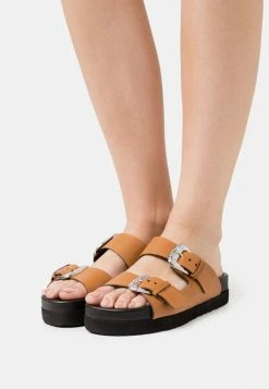 YAS Mules - Biscuit/silver