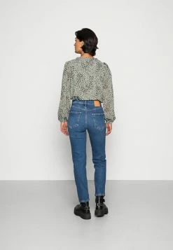 YAS ZEO GIRLFRIEND - Jean Slim - Light Blue 7 YAS ZEO GIRLFRIEND - Jean Slim - Light Blue -YAS Soldes Boutique 2e52b75ed85f489089540b6a3ab3a1ca