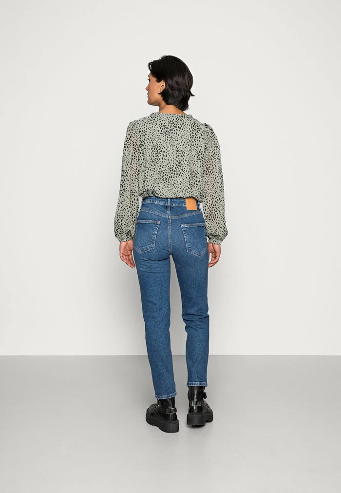 YAS ZEO GIRLFRIEND - Jean Slim - Light Blue 3 YAS ZEO GIRLFRIEND - Jean Slim - Light Blue – Image 3