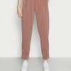 YASCOMO ANKLE PANT ICON - Pantalon De Survêtement - Cognac