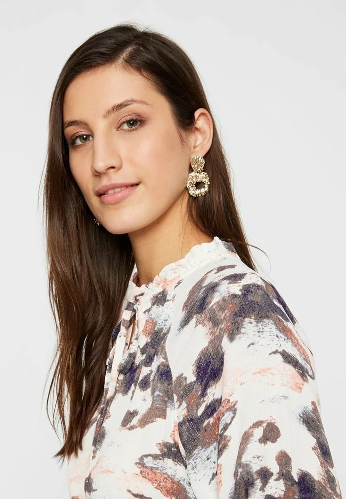 YAS Robe De Jour - Antique White 3 YAS Robe De Jour - Antique White – Image 3