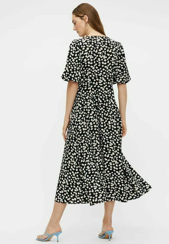 YAS Robe De Jour - Black 3 YAS Robe De Jour - Black – Image 3