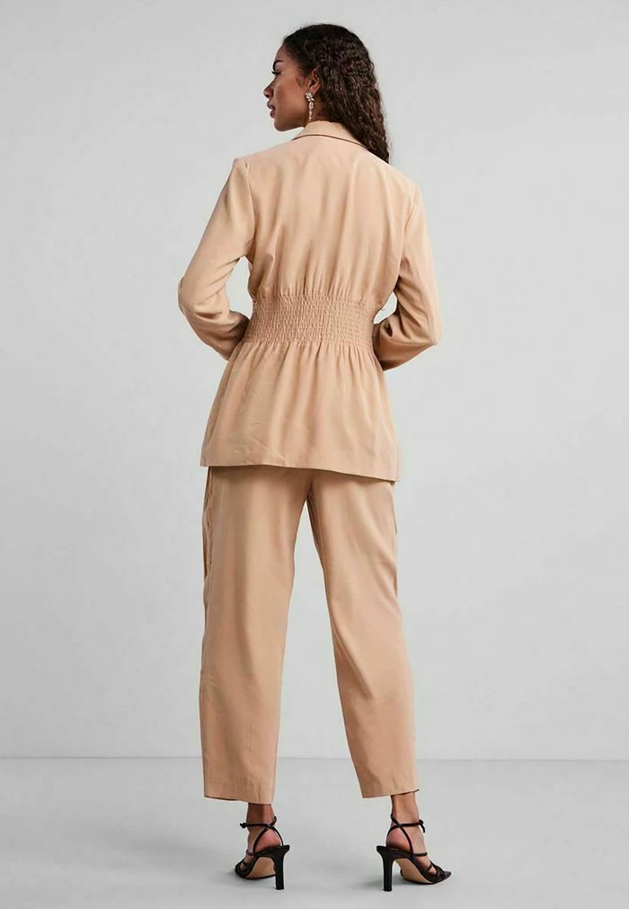 YASIRENA - Blazer - Candied Ginger 3 YASIRENA - Blazer - Candied Ginger – Image 3