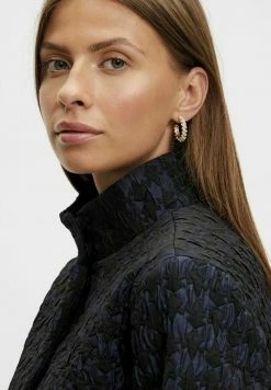 YAS Blouson - Black -YAS Soldes Boutique 40e2e65acd39460ca9034ce57087a747