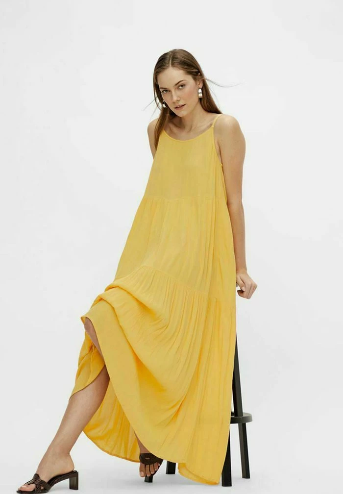 YAS Robe Longue - Pale Marigold 6 YAS Robe Longue - Pale Marigold – Image 6