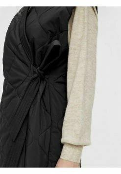 YAS Veste Sans Manches - Black 9 YAS Veste Sans Manches - Black -YAS Soldes Boutique 44800e4d9df5420ea9c3393f8c1896f4