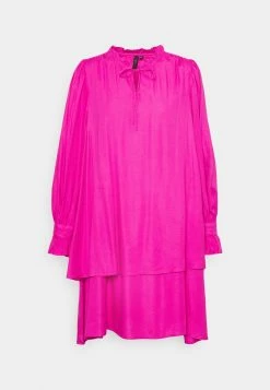 YASNELLO DRESS - Robe De Jour - Rose Violet