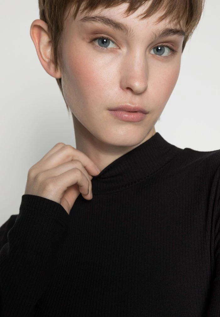 YAS ELLE HIGH NECK - T-shirt à Manches Longues - Black 5 YAS ELLE HIGH NECK - T-shirt à Manches Longues - Black – Image 5