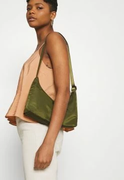 YASJORA - Débardeur - Sandstorm 11 YASJORA - Débardeur - Sandstorm -YAS Soldes Boutique 476b19d402a34058b0890be3d35f23be