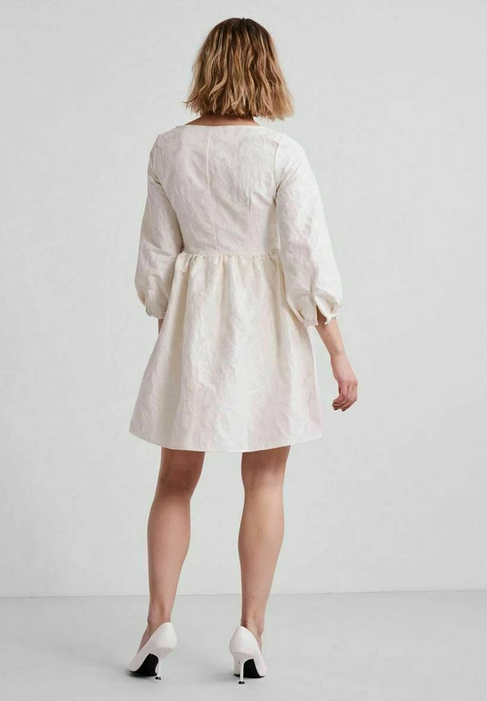 YAS Robe De Jour - Antique White 3 YAS Robe De Jour - Antique White – Image 3