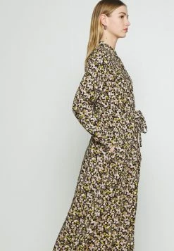 YASNULA LONG DRESS - Robe Chemise - Black/nula -YAS Soldes Boutique 4ee245f0b0a24567a7778c702f4e1671