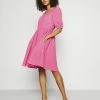 YASVOLANT DRESS SHOW - Robe De Jour - Azalea Pink