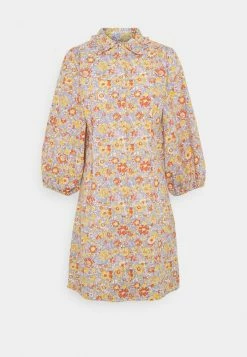 YASMANI DRESS - Robe Chemise - Eggnog