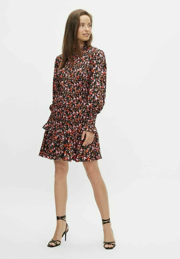 YAS Robe De Jour - Multicoloured 2 YAS Robe De Jour - Multicoloured – Image 2