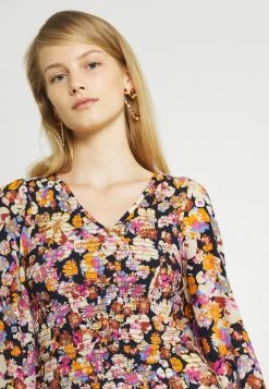 YASNARNIO - Blouse - Narnio -YAS Soldes Boutique 5ef6ad84fb164893ac17eb371fff3837