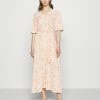 YASWIMA LONG DRESS - Robe Longue - Eggnog