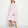 YASDANOLA MIDI SHIRT DRESS - Robe De Jour - Cradle Pink
