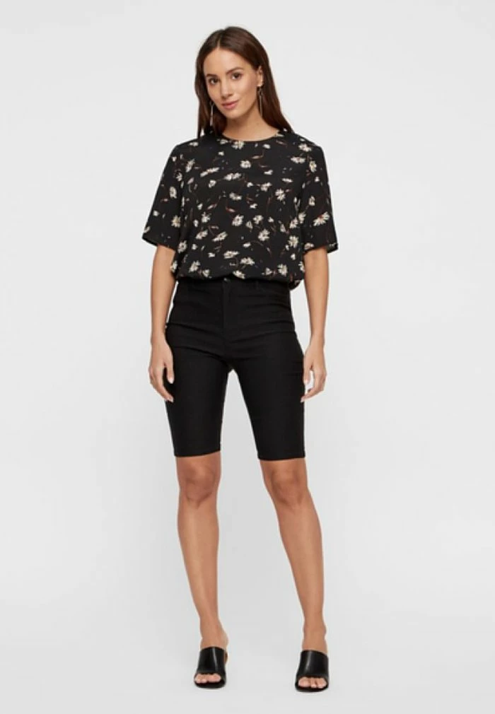 YAS Short - Black 2 YAS Short - Black – Image 2