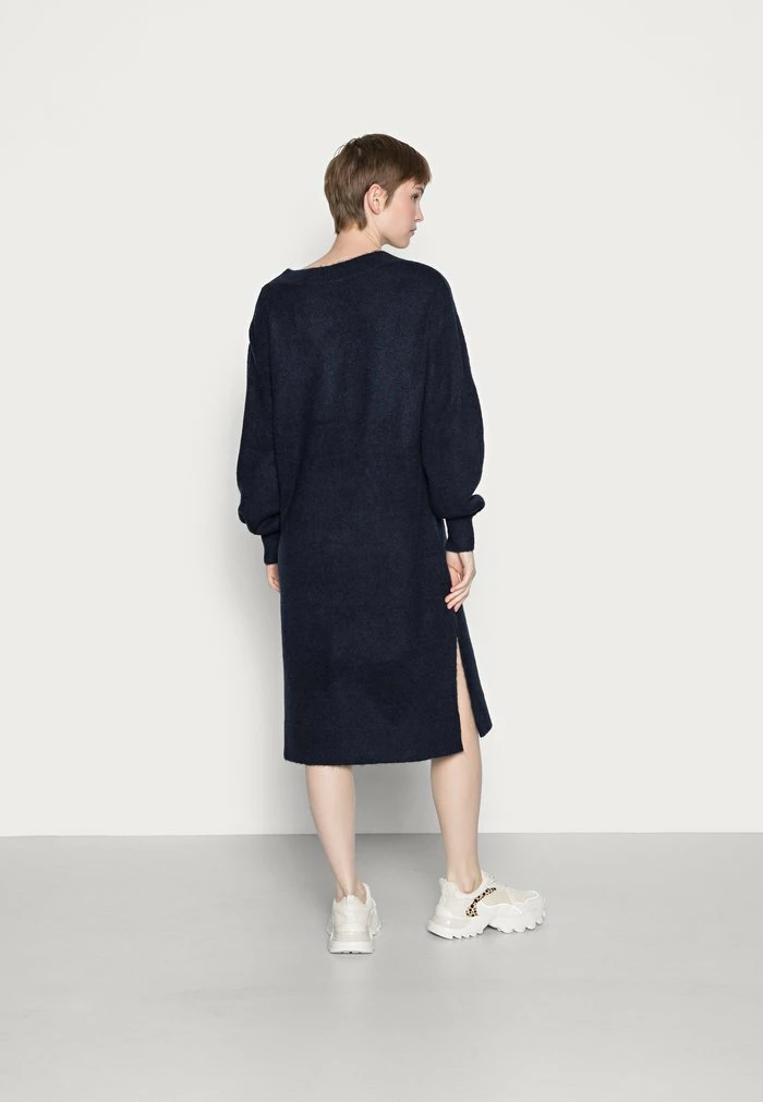 YASCALI DRESS - Robe Pull - Sky Captain 3 YASCALI DRESS - Robe Pull - Sky Captain – Image 3