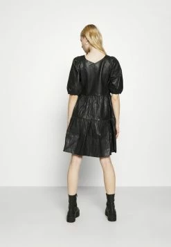 YASVIBI DRESS - Robe De Jour - Black -YAS Soldes Boutique 6d0de5aaf083484f86f409afd00dda02