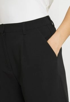 YAS DOROTHY - Short - Black -YAS Soldes Boutique 6d137732c2e5460db0860f61daa6aada