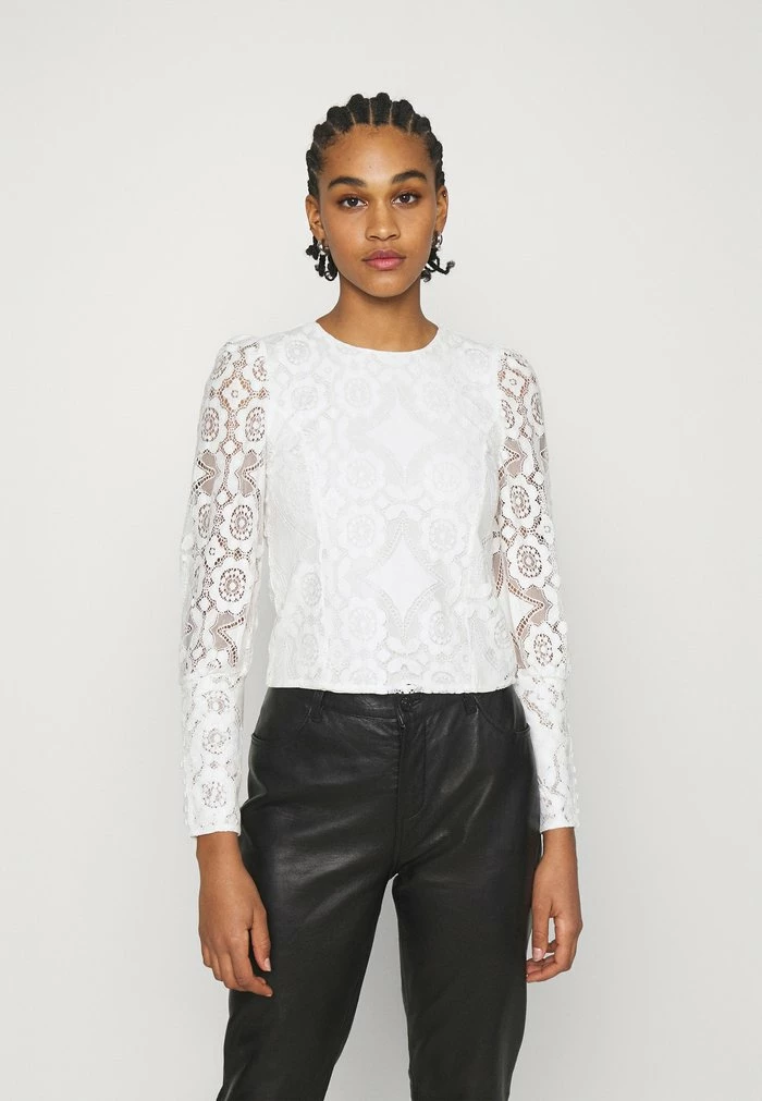 YASWILMA - T-shirt à Manches Longues - Star White 1 YASWILMA - T-shirt à Manches Longues - Star White