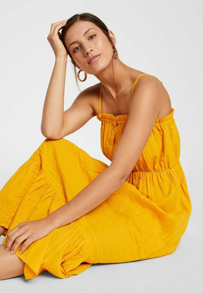 YAS Robe De Jour - Golden Rod 6 YAS Robe De Jour - Golden Rod – Image 6