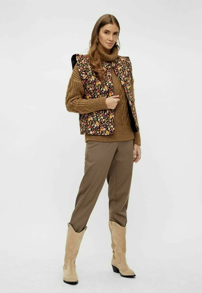 YAS Pullover - Tawny Brown 2 YAS Pullover - Tawny Brown – Image 2