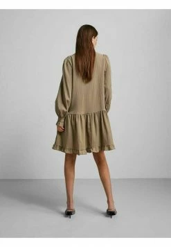 YASMARONA - Robe Pull - Vetiver 8 YASMARONA - Robe Pull - Vetiver -YAS Soldes Boutique 79047ca078ea473fada1c3ab6e8604be