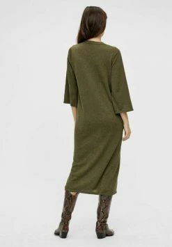 YASRIA - Robe Pull - Olive Night 8 YASRIA - Robe Pull - Olive Night -YAS Soldes Boutique 7cba9140fd0447b7950f6828f0bdf2a5