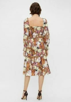 YAS Robe De Jour - Butternut 8 YAS Robe De Jour - Butternut -YAS Soldes Boutique 7d8f13b09c614634a51684249017710d