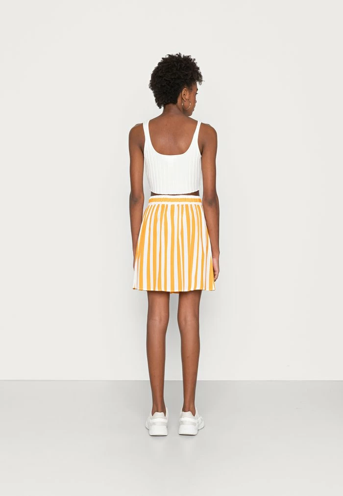 YASSAVANNA SKIRT - Minijupe - Radiant Yellow/white 3 YASSAVANNA SKIRT - Minijupe - Radiant Yellow/white – Image 3