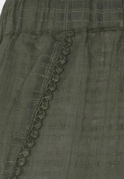 YASFULLA FEST - Short - Olive Night 5 YASFULLA FEST - Short - Olive Night -YAS Soldes Boutique 88ea8d13fe1244708ec84e5731662fd8